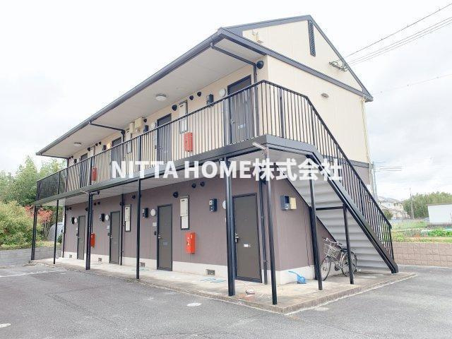 バウ・ソリオ　Ｄ，Ｅの外観|軽量鉄骨造の建物です◇
