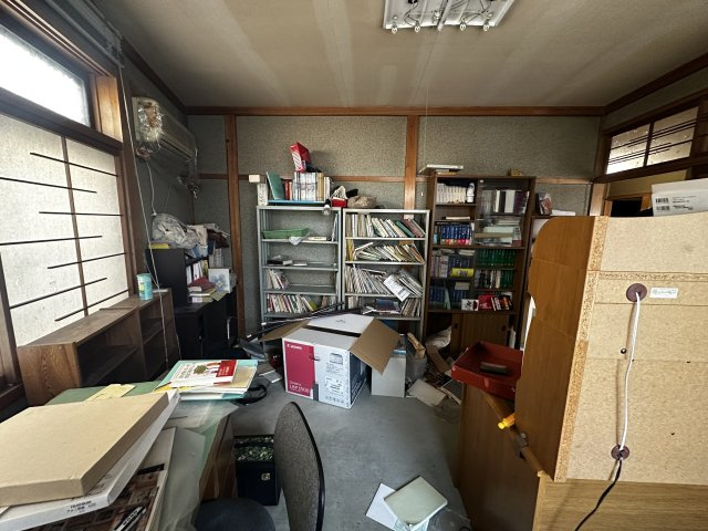 26/8/31商談中　戸建　高山市八軒町　600万の内装
