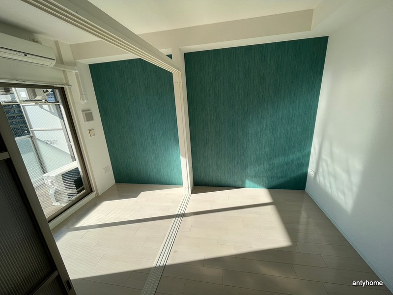 SERENiTE福島scelto　仲介手数料無料の洋室