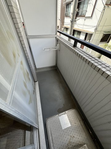 カーサ中野中央のバルコニー