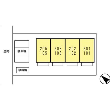 メゾン富貴の駐車場