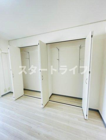 大阪市東淀川区東中島４丁目の賃貸マンションの収納
