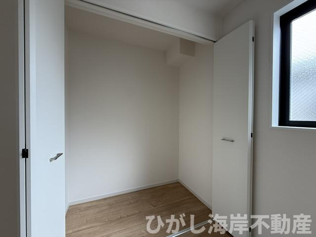 平塚市菫平　新築戸建の収納|各居室　収納スペース付き