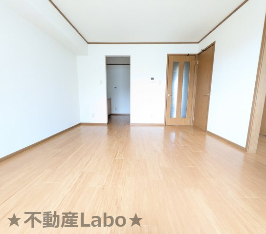 板野郡藍住町住吉字神蔵のアパート