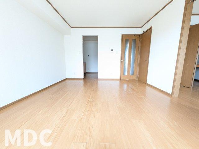 板野郡藍住町住吉字神蔵のアパート