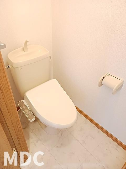 板野郡藍住町住吉字神蔵のアパートのトイレ