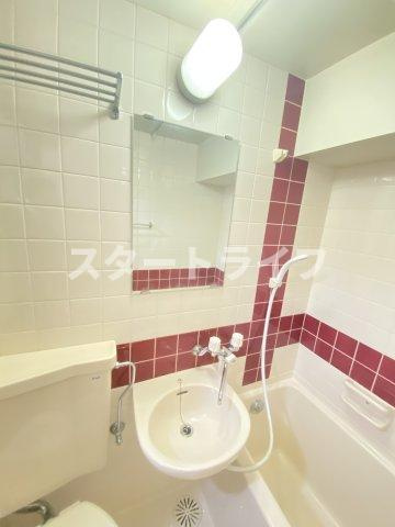大阪市淀川区西中島５丁目の賃貸マンションの洗面所