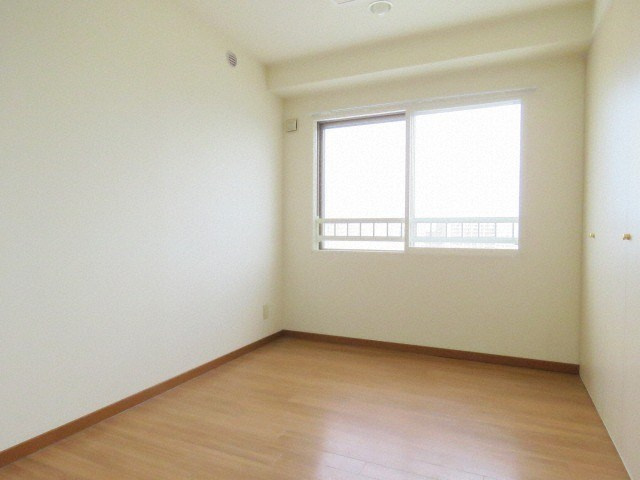 【寝室】アルファスクエア南4条東