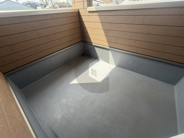 横沼町1丁目戸建貸家のバルコニー