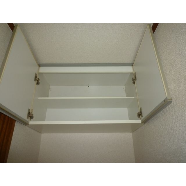 綾瀬市蓼川２丁目のアパートの収納