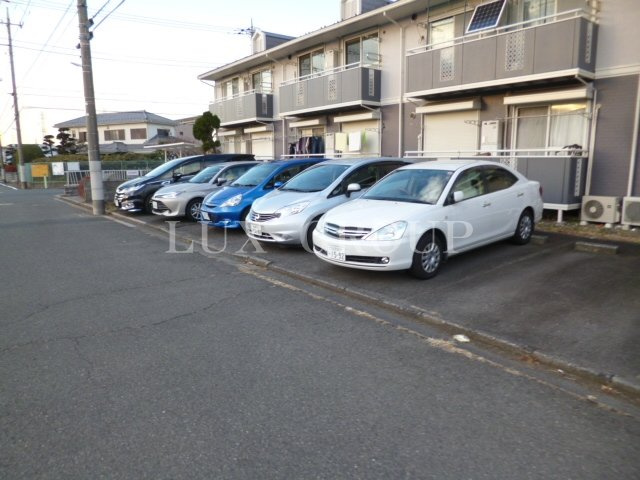 【駐車場】 | サニーホームズ