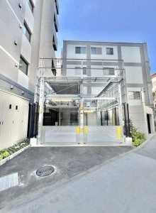 S-RESIDENCE高岳clarityの駐車場