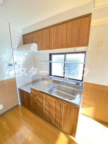 大阪市淀川区東三国６丁目の賃貸マンションのキッチン