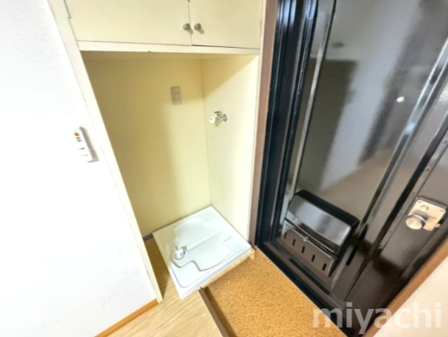 徳島市住吉３丁目の賃貸マンションの玄関
