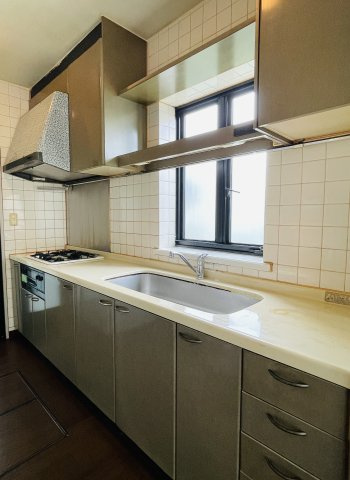 日の出町平井　中古戸建のキッチン|キッチン