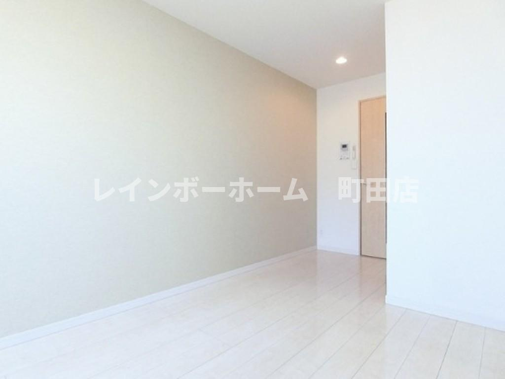 リブリ・ハナミズキ湘南台※初期費用分割後払いサービス利用可能物件の居間・リビング