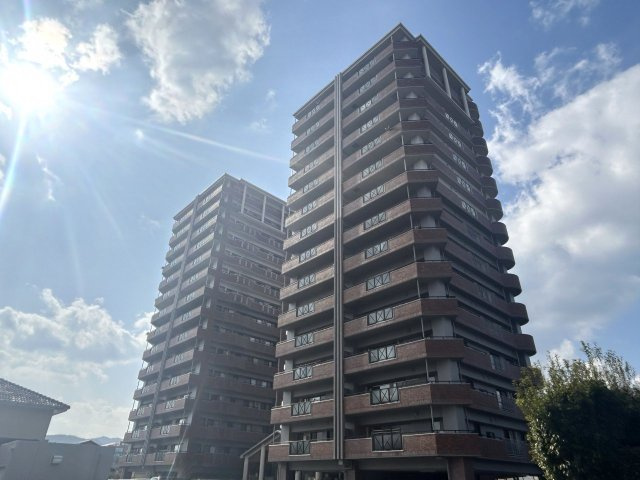 アーデント湯田ツインタワーアラフィーノの外観|外観です。