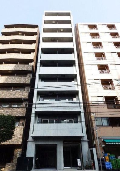 ZOOM新宿夏目坂EASTの外観