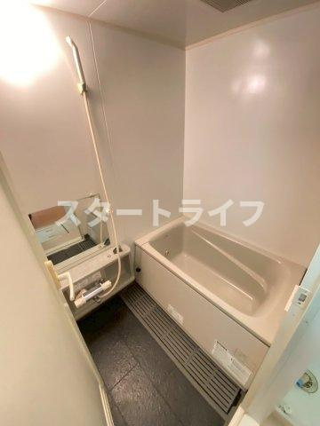 大阪市淀川区西中島３丁目の賃貸マンションの浴室