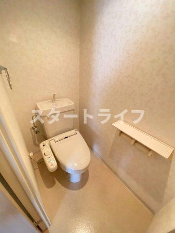 大阪市淀川区西中島３丁目の賃貸マンションのトイレ