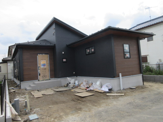 【仲介手数料無料】新築戸建　深谷市西島61-6（全1棟）大型平屋住宅の前面道路含む現地写真