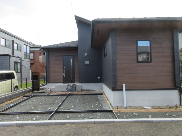 【仲介手数料無料】新築戸建　深谷市西島61-6（全1棟）大型平屋住宅の前面道路含む現地写真
