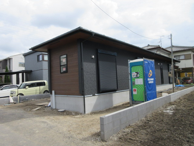 【仲介手数料無料】新築戸建　深谷市西島61-6（全1棟）大型平屋住宅の前面道路含む現地写真
