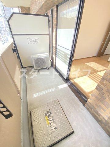 大阪市淀川区三国本町２丁目の賃貸マンションのバルコニー