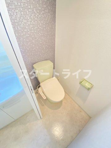 大阪市淀川区三国本町２丁目の賃貸マンションのトイレ