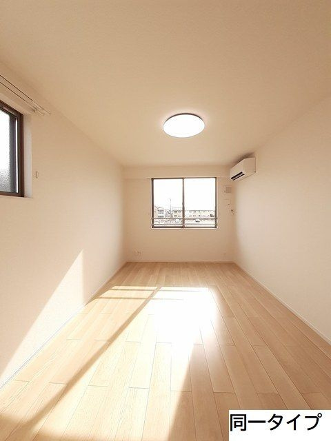 ネオ　ドムス　Ⅰの居間・リビング