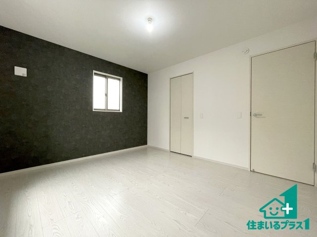 ■枚方市香里ケ丘8丁目　第8期　新築一戸建ての洋室|シンプルな洋室は、自分好みのインテリアが楽しめます♪ご家族とインテリアや家具を選びに行くのは入居時の醍醐味の一つです。ぜひお楽しみください♪