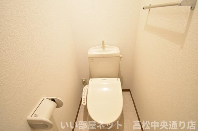 【トイレ】 | サン･スクエア B棟 | 温水洗浄暖房便座