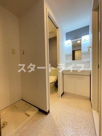大阪市淀川区三国本町２丁目の賃貸マンションの洗面所