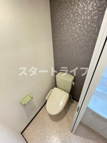 大阪市淀川区三国本町２丁目の賃貸マンションのトイレ