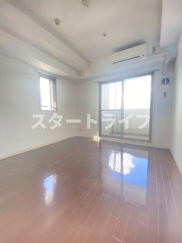 大阪市東淀川区東中島１丁目の賃貸マンションの居間・リビング