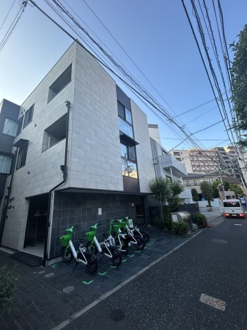 港区白金台３丁目の店舗事務所の外観
