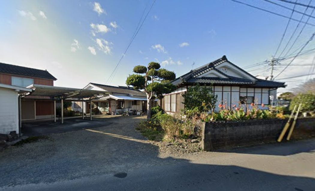 店舗付き住居：上水流町1106番5、1105番4の外観