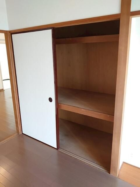 三田ナショナルコートの収納
