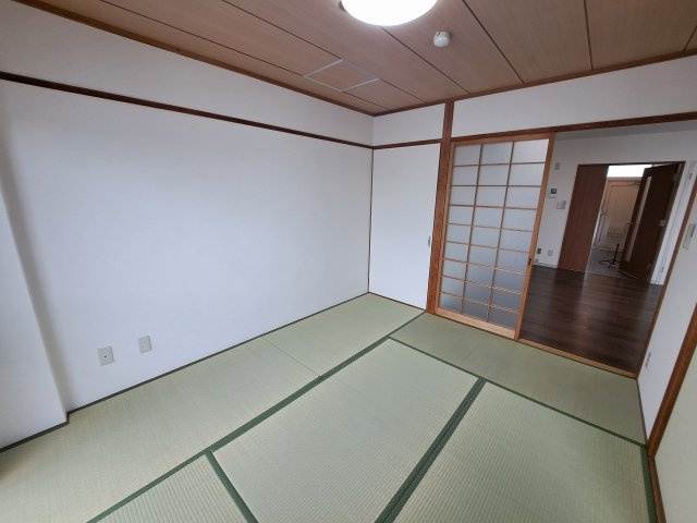 パークサイド武庫川の和室