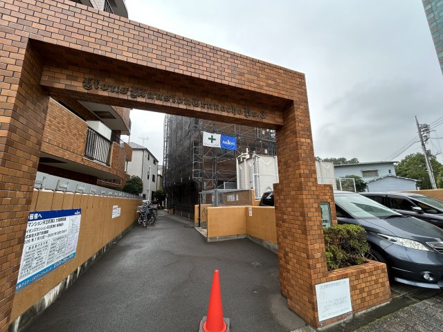 最上階・角部屋・3駅利用可◎しかも平坦◎駅が近いということは、スーパーも近い◎なんなら事務所利用もできて可能性広がるリノベマンション☆【リノベ／ライオンズマンション天王町第参】の外観|外観です
