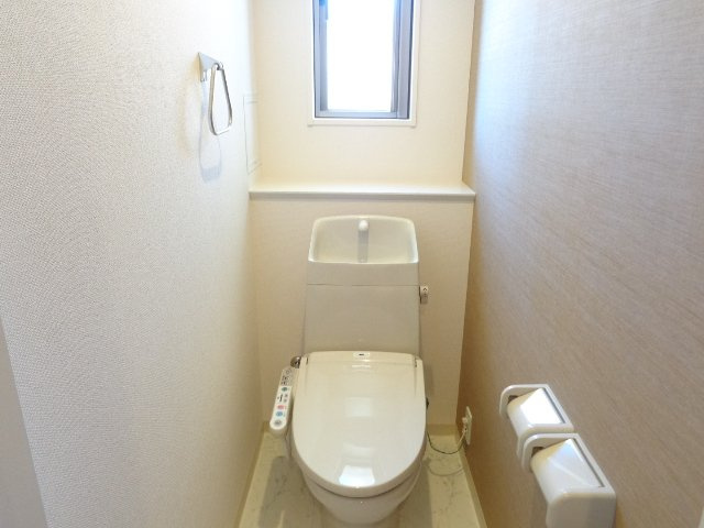 パサニアテラスのトイレ|温水洗浄暖房便座です。