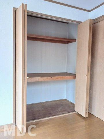 板野郡上板町上六條のアパートの収納