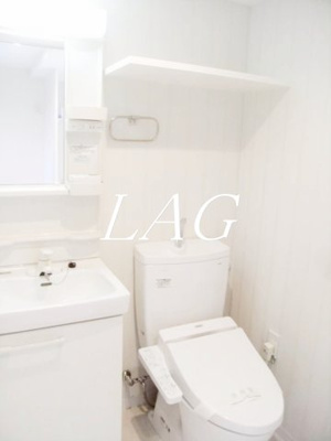 【トイレ】 | アーバンドェリング | トイレです。