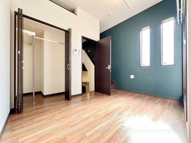 名古屋市中村区西米野町３丁目のアパートの洋室