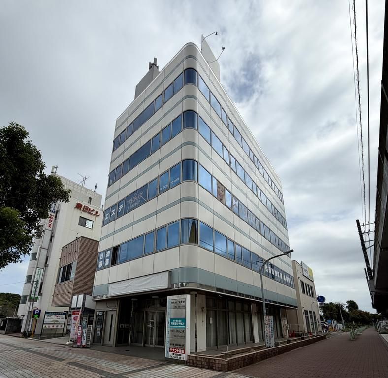 茂原市町保の店舗事務所の外観