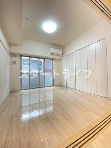 大阪市淀川区宮原１丁目の賃貸マンションの収納