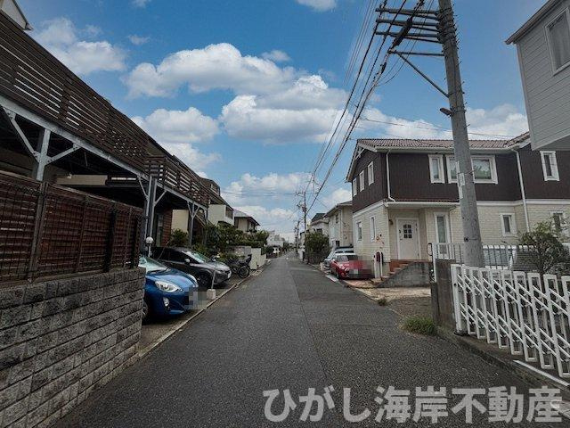 茅ヶ崎市東海岸南３丁目　中古戸建の前面道路含む現地写真|現地外観