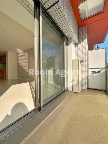 C.P.Pure1608のバルコニー