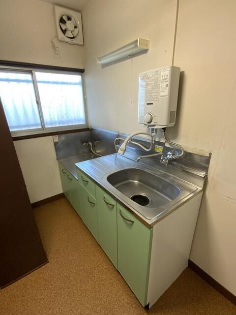 八石荘のキッチン