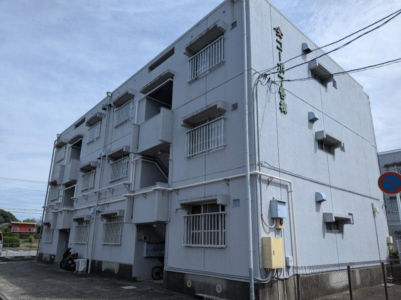 ヤマサイコーポ7号棟の外観|外観です